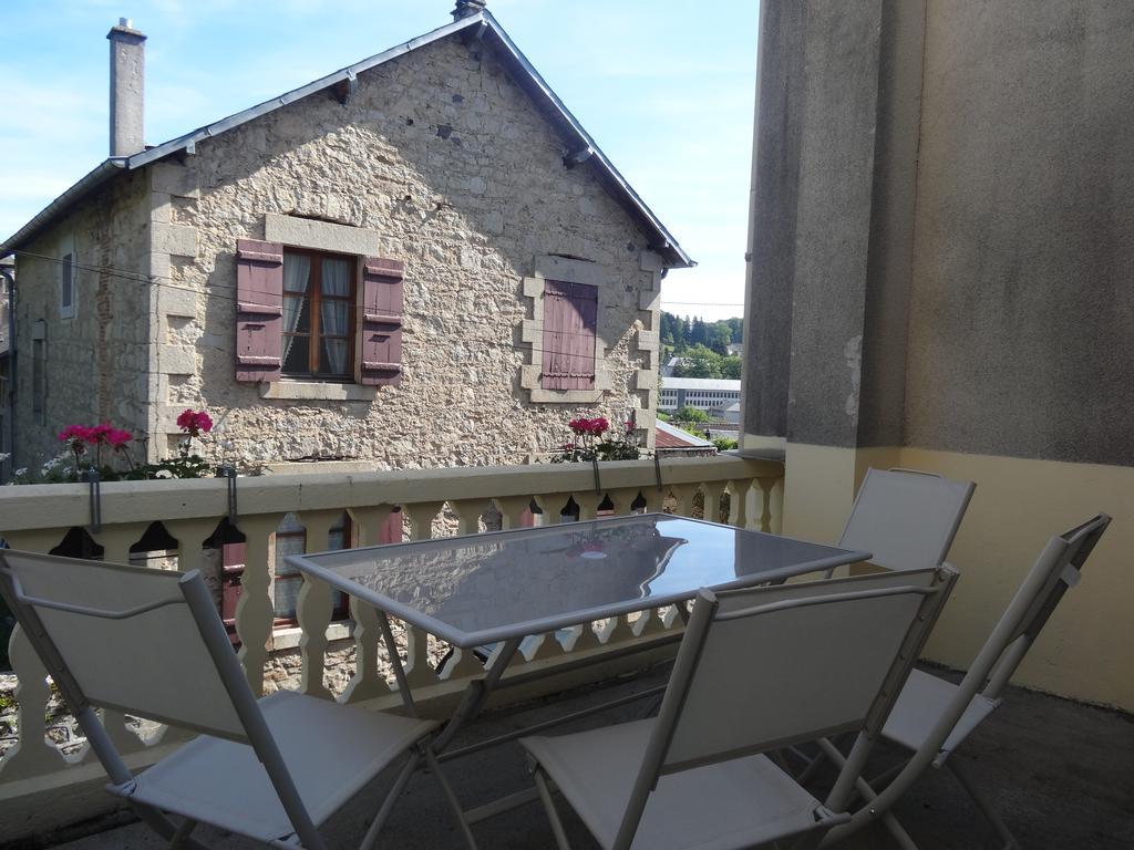 Вилла La Petite Cerise Eymoutiers  Экстерьер фото